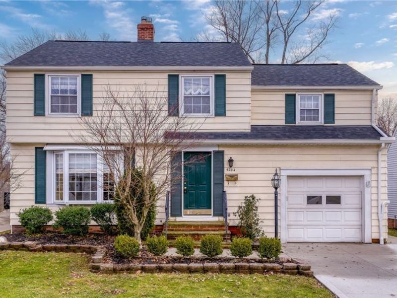 5284 Edenhurst Road, Lyndhurst, OH 44124 Photo 1