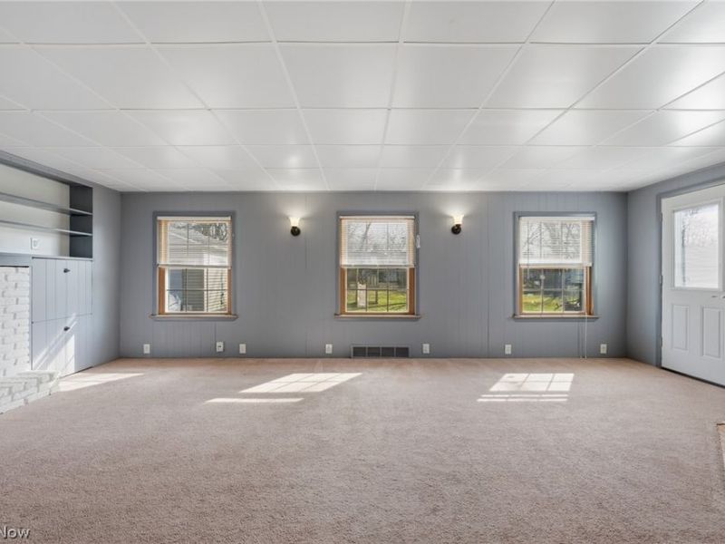 5284 Edenhurst Road, Lyndhurst, OH 44124 Photo 19