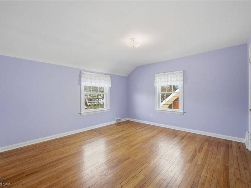 5284 Edenhurst Road, Lyndhurst, OH 44124 Photo 22