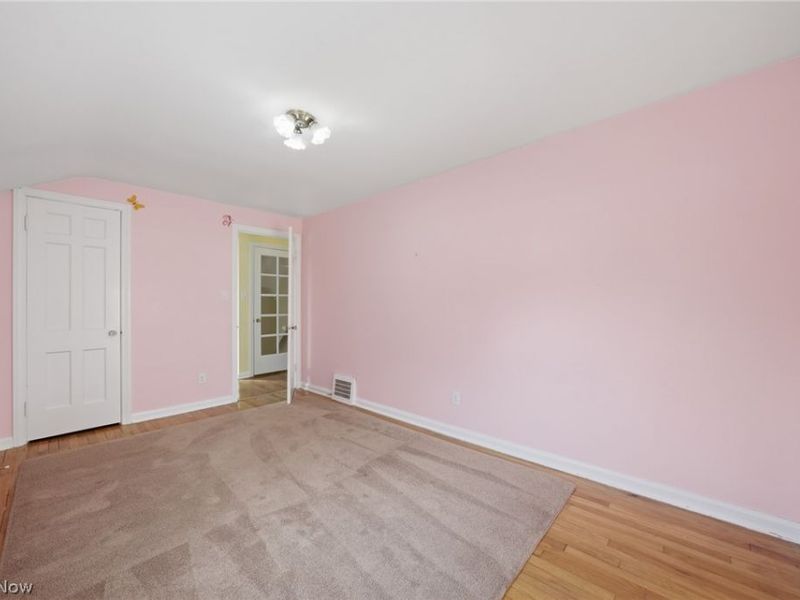 5284 Edenhurst Road, Lyndhurst, OH 44124 Photo 27