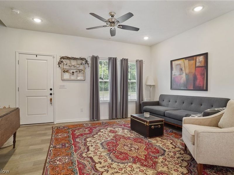 644 Diagonal Road, Akron, OH 44320 Photo 8