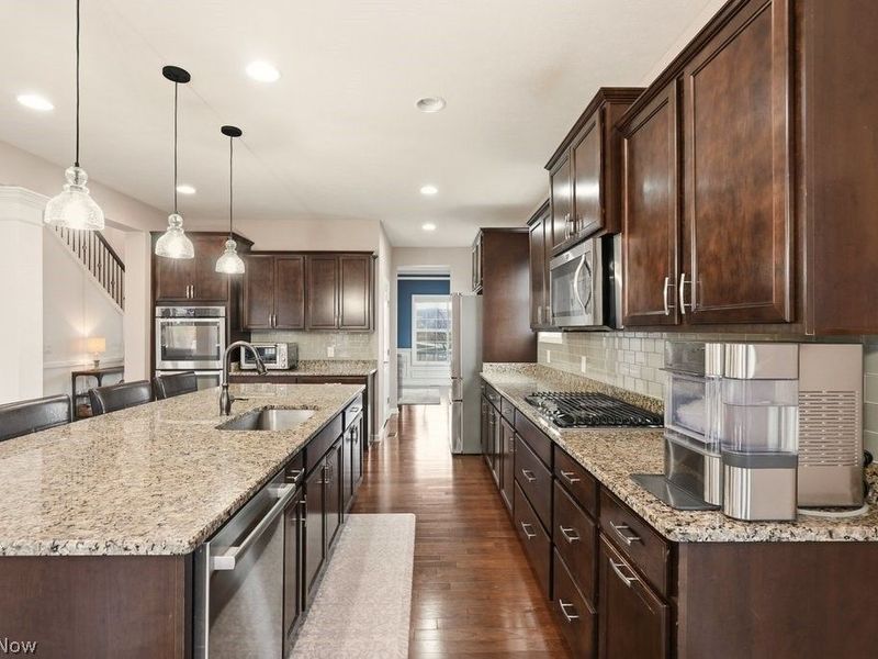 6607 Regal Woods Drive, Hudson, OH 44236 Photo 12