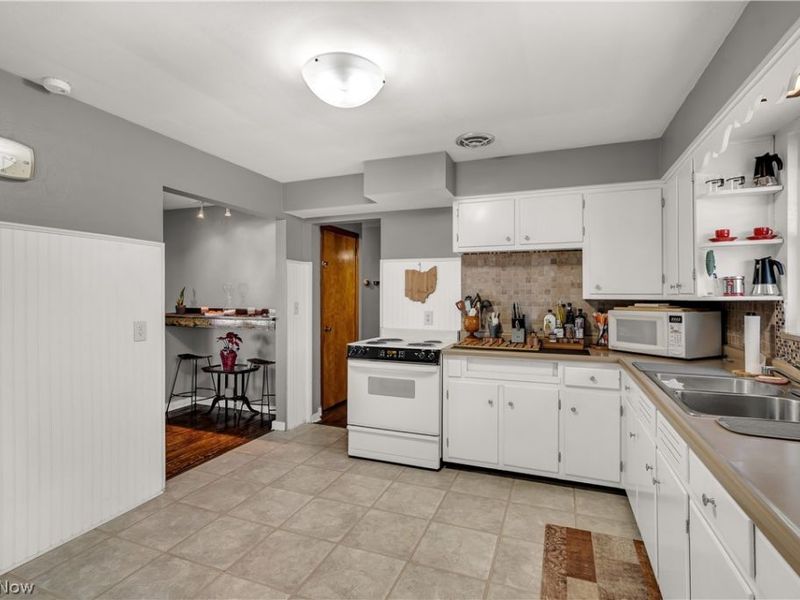 600 S Meridian Road, Youngstown, OH 44509 Photo 21