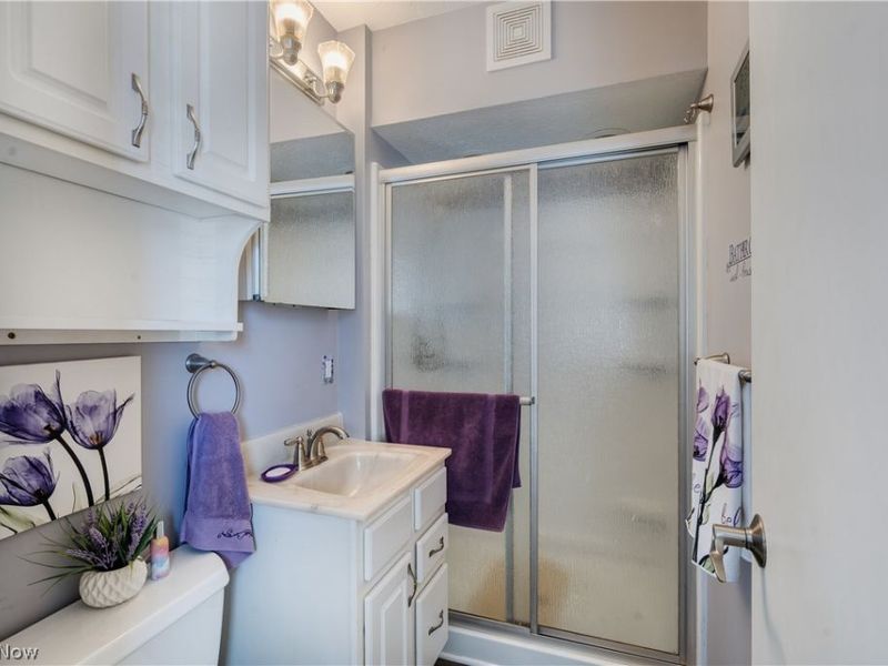 640 Beverly Hills Drive, Liberty, OH 44505 Photo 26