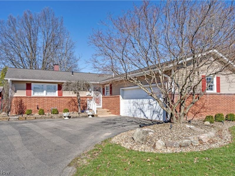 640 Beverly Hills Drive, Liberty, OH 44505 Photo 43