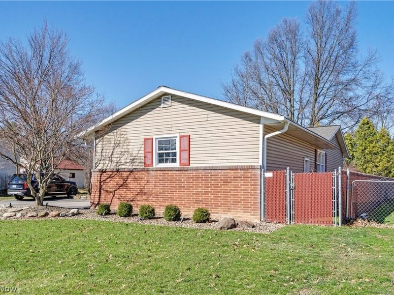 640 Beverly Hills Drive, Liberty, OH 44505 Photo 44