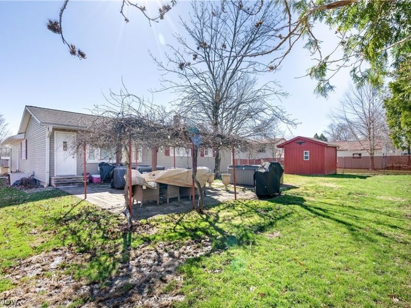 640 Beverly Hills Drive, Liberty, OH 44505 Photo 49