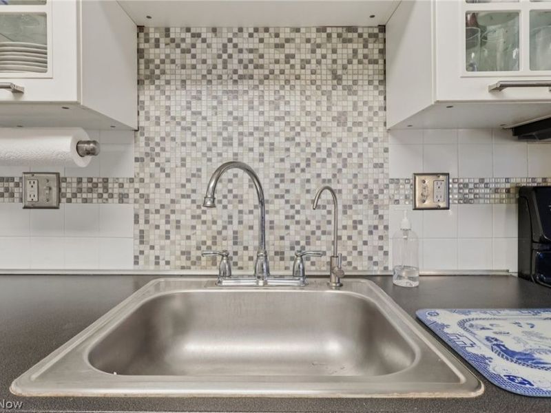 32722 Washington Court, Unit 22, Solon, OH 44139 Photo 13