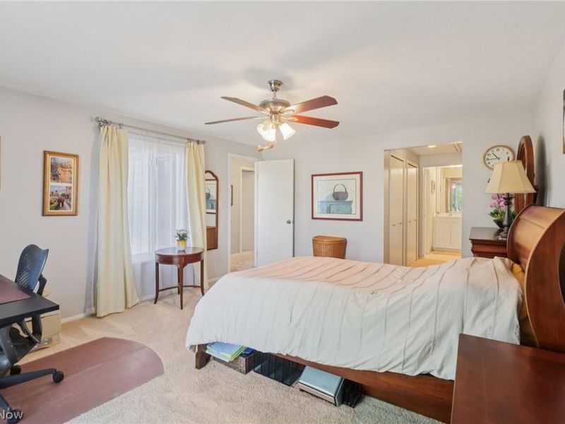 32722 Washington Court, Unit 22, Solon, OH 44139 Photo 16