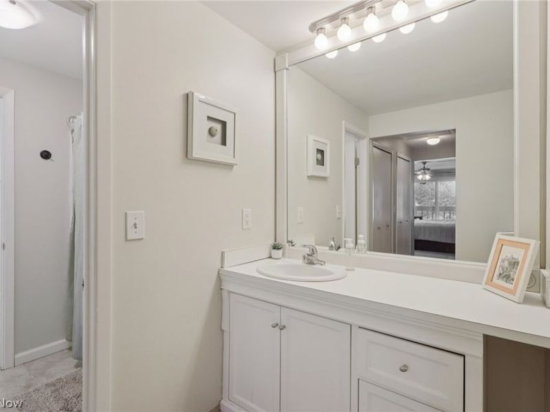 32722 Washington Court, Unit 22, Solon, OH 44139 Photo 21