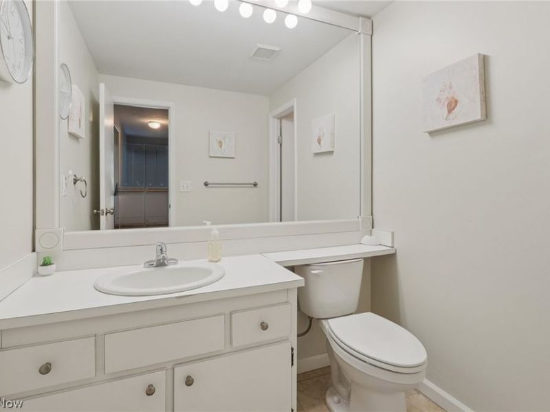 32722 Washington Court, Unit 22, Solon, OH 44139 Photo 22