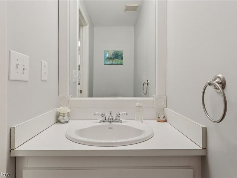 32722 Washington Court, Unit 22, Solon, OH 44139 Photo 27