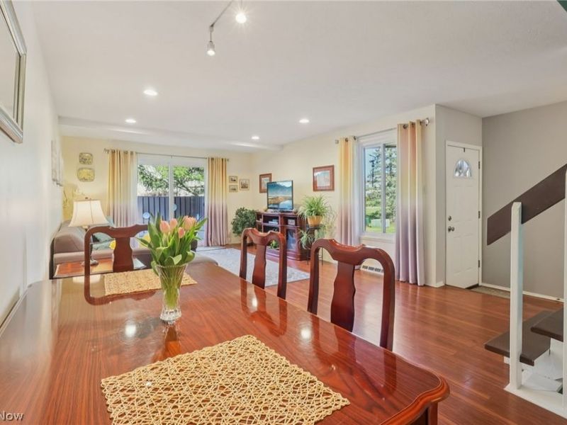 32722 Washington Court, Unit 22, Solon, OH 44139 Photo 9