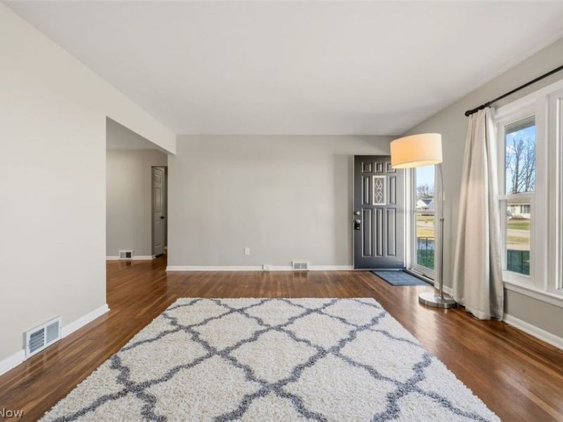 953 Bryn Mawr Avenue, Wickliffe, OH 44092 Photo 6