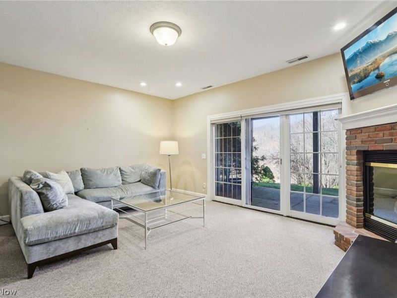 16870 Knolls Way , Chagrin Falls, OH 44023 Photo 22