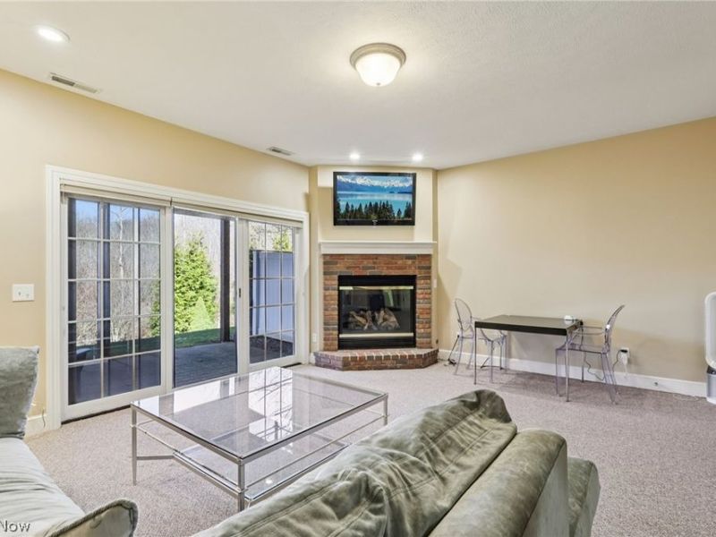 16870 Knolls Way , Chagrin Falls, OH 44023 Photo 23