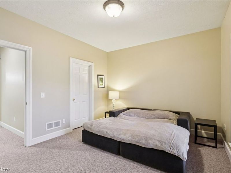 16870 Knolls Way , Chagrin Falls, OH 44023 Photo 24