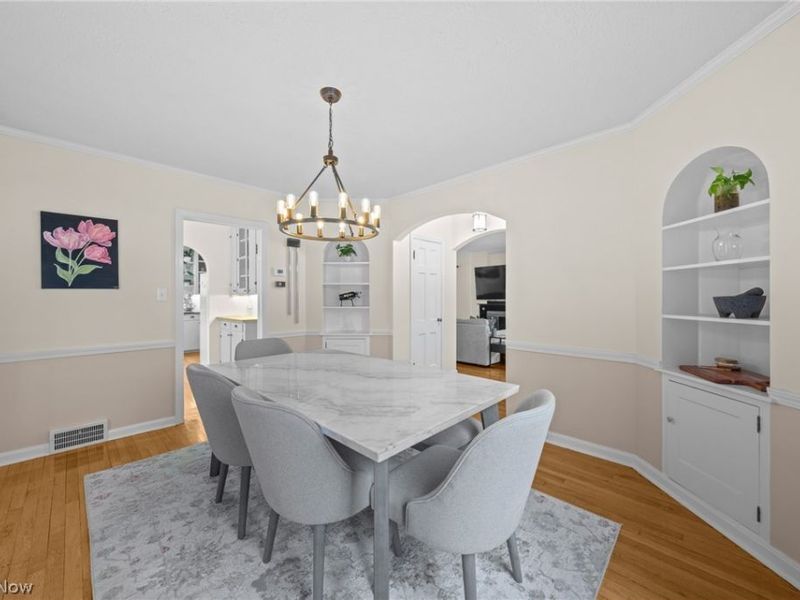 2576 Fenwick Road, University Heights, OH 44118 Photo 9