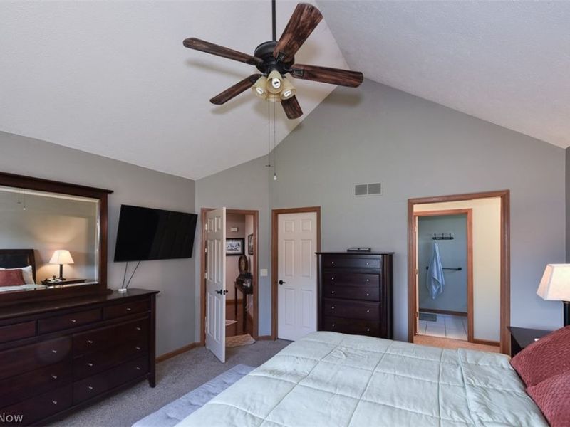 5297 College Heights Boulevard, Sheffield Village, OH 44054 Photo 16