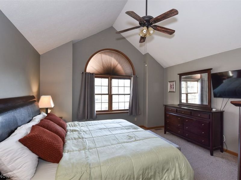 5297 College Heights Boulevard, Sheffield Village, OH 44054 Photo 17