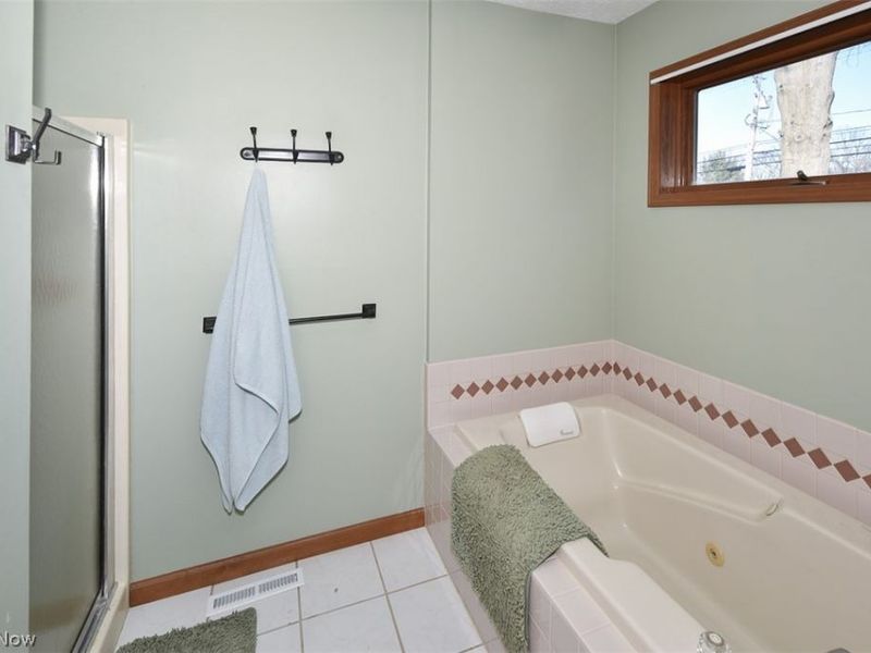 5297 College Heights Boulevard, Sheffield Village, OH 44054 Photo 20