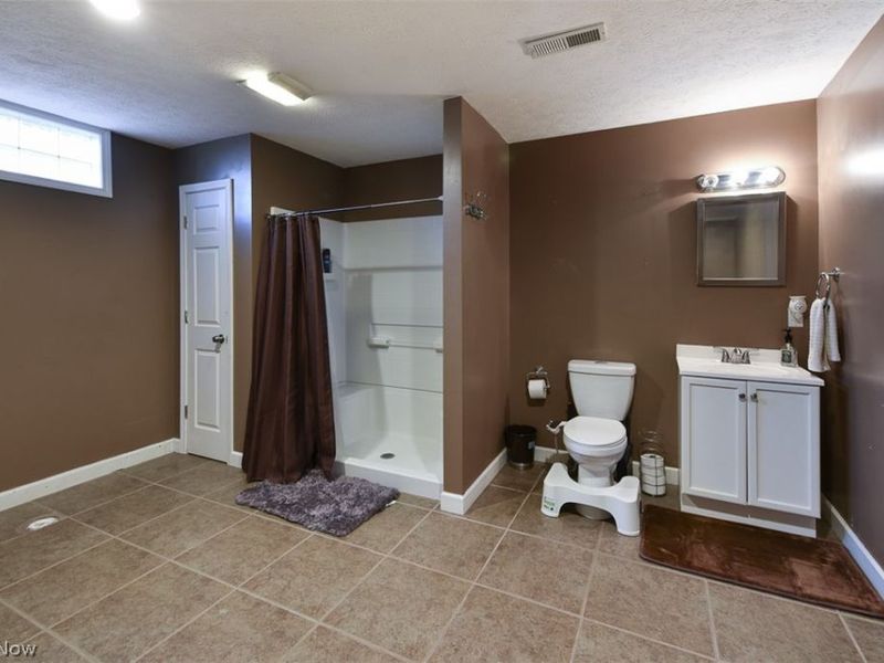 5297 College Heights Boulevard, Sheffield Village, OH 44054 Photo 38