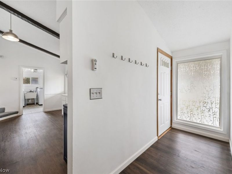 5550 Frank Avenue NW, North Canton, OH 44720 Photo 3