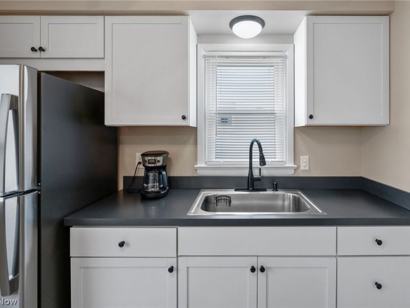 6590 Queens Park Avenue, Mayfield Heights, OH 44124 Photo 10