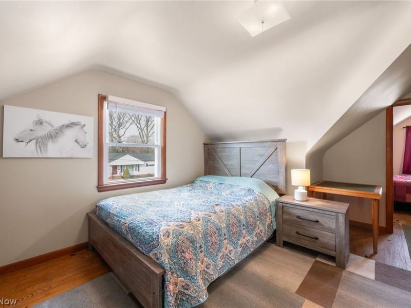 6590 Queens Park Avenue, Mayfield Heights, OH 44124 Photo 19