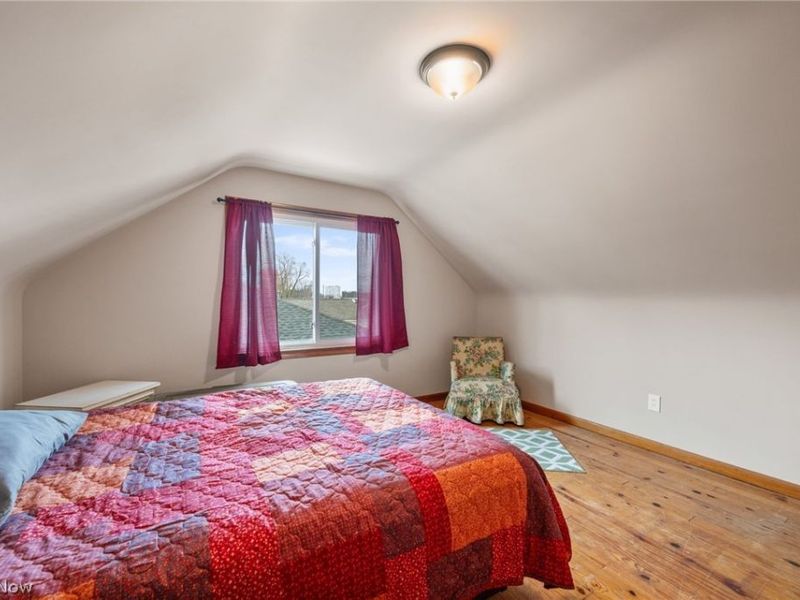 6590 Queens Park Avenue, Mayfield Heights, OH 44124 Photo 21