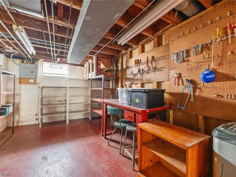 6590 Queens Park Avenue, Mayfield Heights, OH 44124 Photo 26