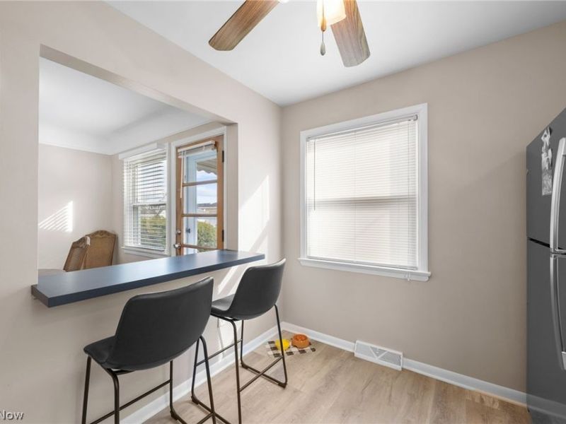 6590 Queens Park Avenue, Mayfield Heights, OH 44124 Photo 7