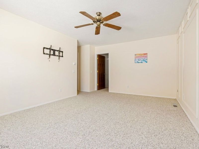 22146 Meadownorth Court , Strongsville, OH 44149 Photo 13