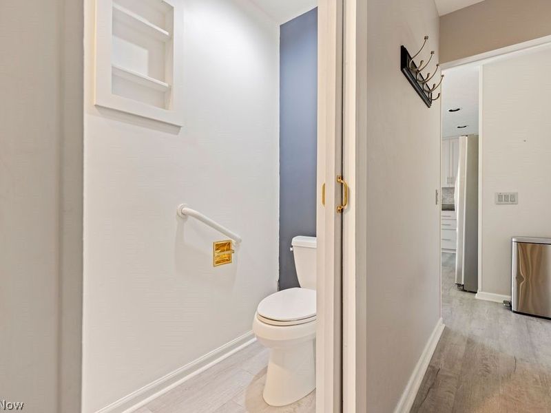 22146 Meadownorth Court , Strongsville, OH 44149 Photo 23