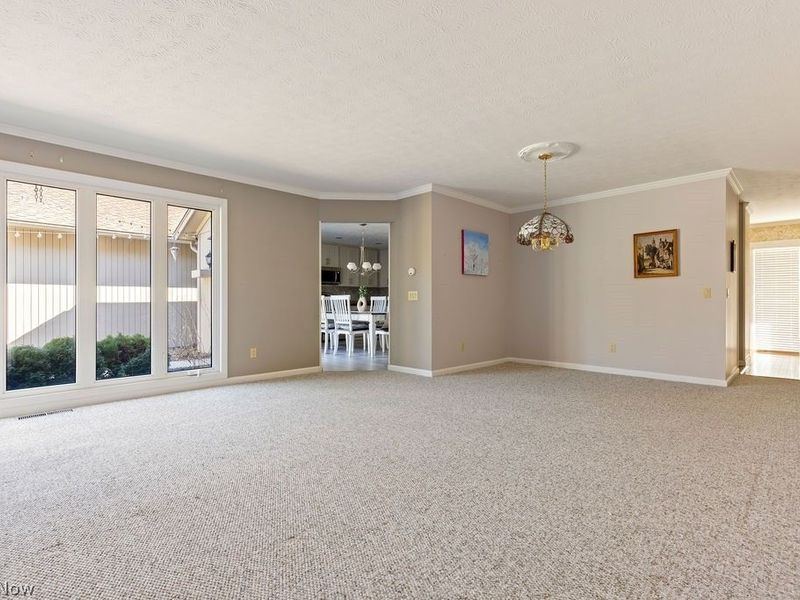 22146 Meadownorth Court , Strongsville, OH 44149 Photo 3