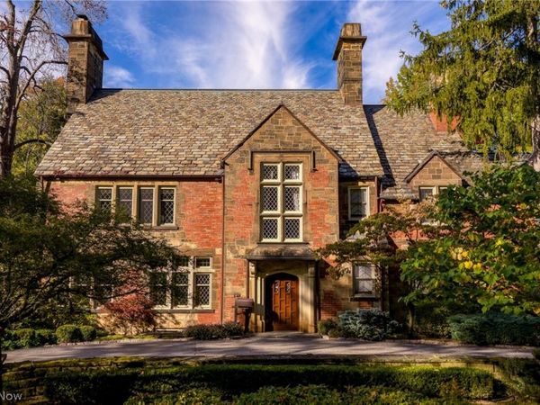 22525 Shaker Boulevard , Shaker Heights, OH 44122