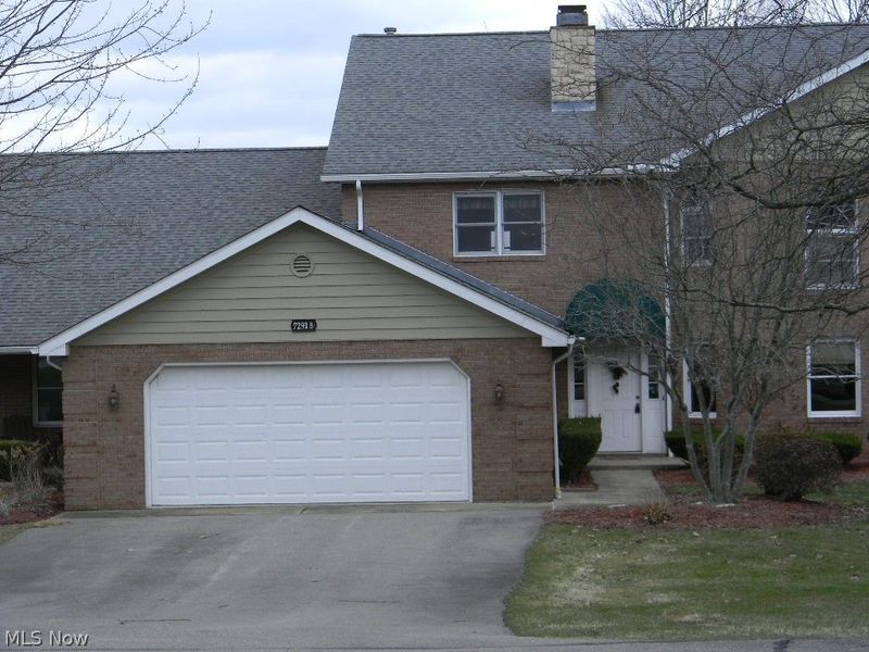 7291 Oakwood Drive, Unit B, Brookfield, OH 44403 Photo 3