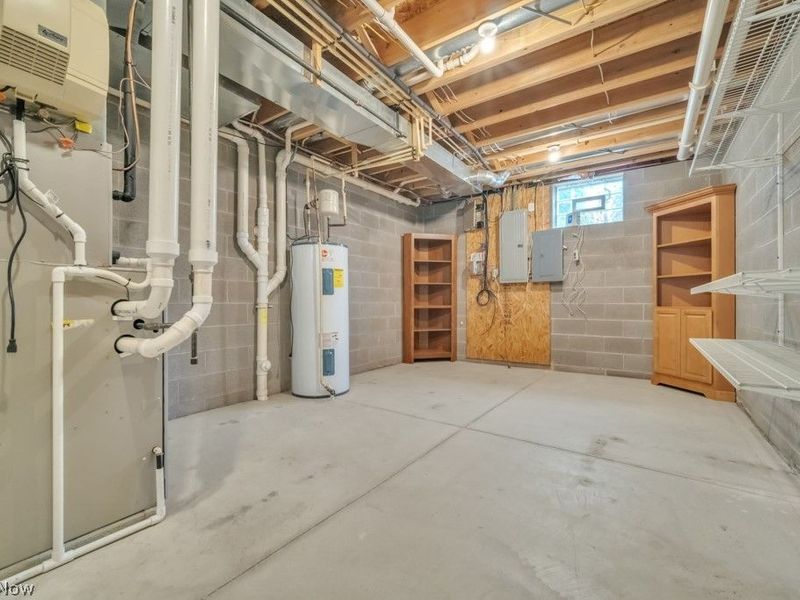 664 E Dawnwood Drive, Seven Hills, OH 44131 Photo 40