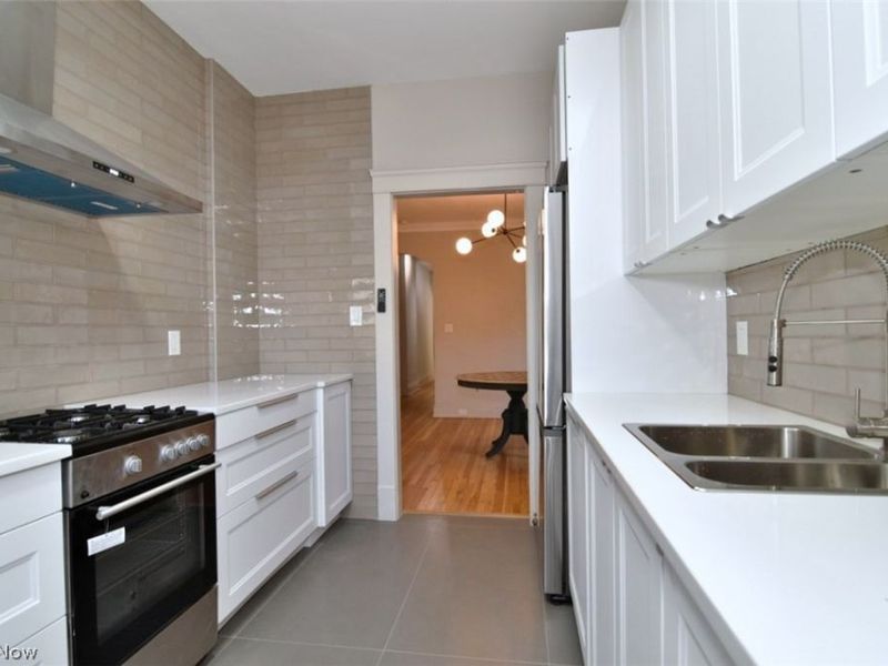 2276 Grandview Avenue, Unit 2, Cleveland Heights, OH 44106 Photo 23