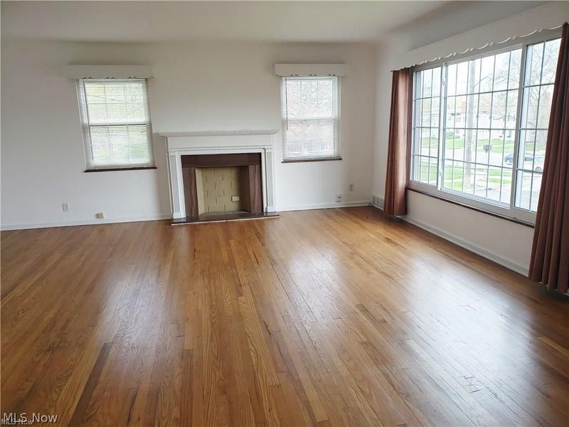 19697 Hilliard Boulevard, Rocky River, OH 44116 Photo 2