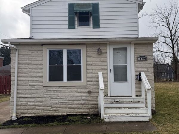 16406 Home Street, Maple Heights, OH 44137