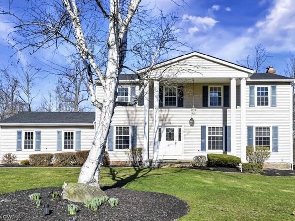 7916 Oakridge Drive , Mentor, OH 44060