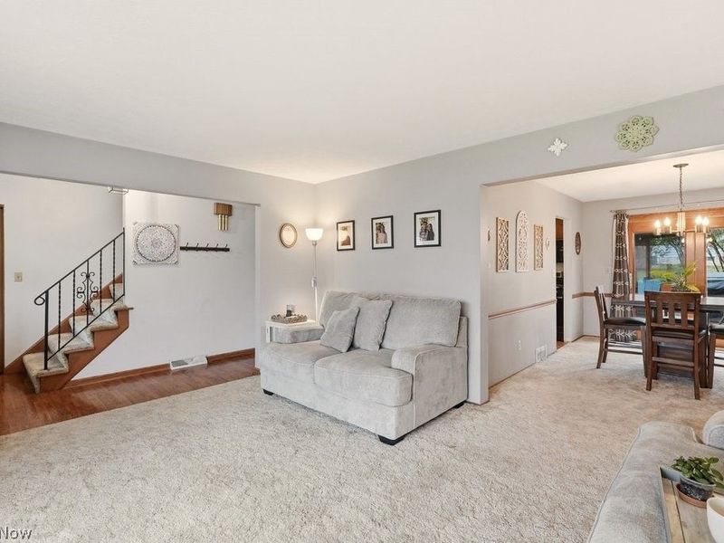 3320 Butternut Drive, Norton, OH 44203 Photo 9