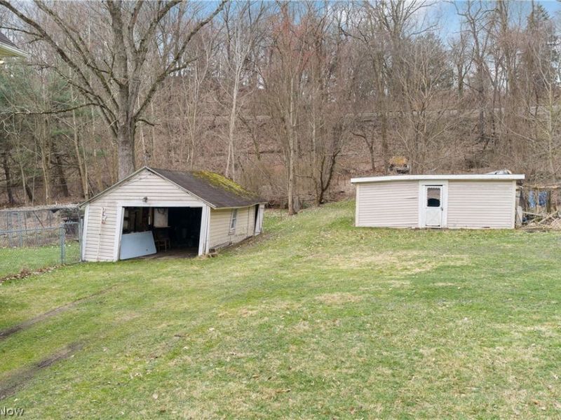 462 Hickory Street, Akron, OH 44303 Photo 28