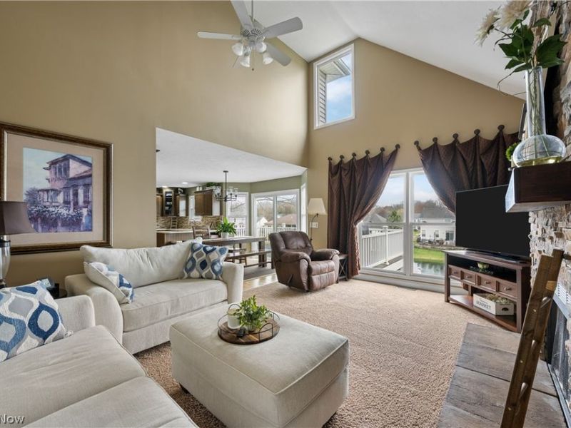 4387 Ridge View Drive , Uniontown, OH 44685 Photo 8