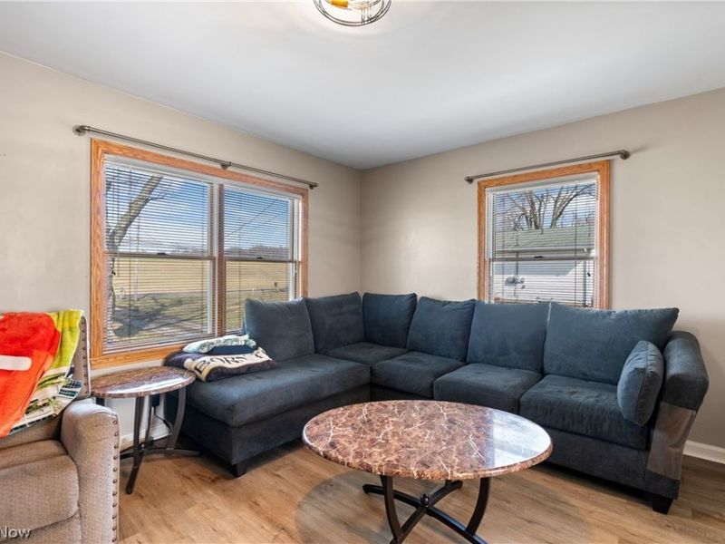 1170 Smith Kramer Street NE, Hartville, OH 44632 Photo 7