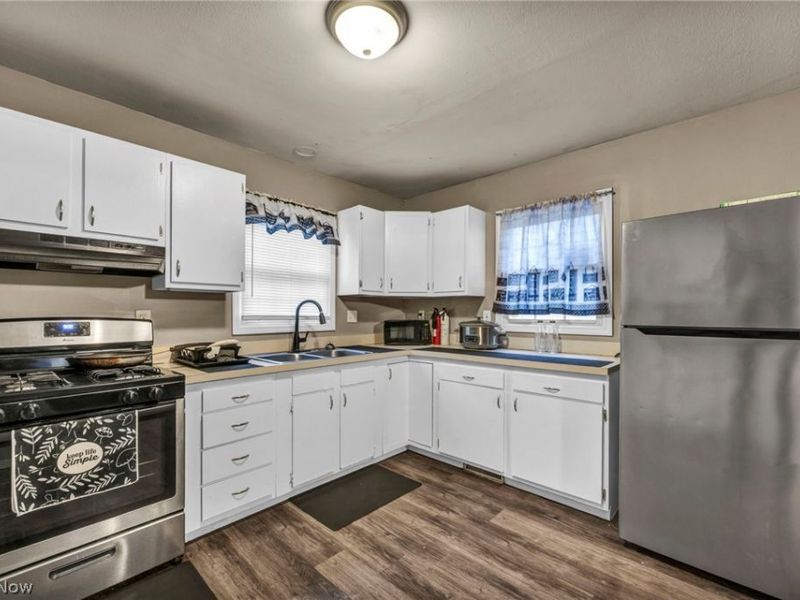 5708 Luther Avenue, Cleveland, OH 44103 Photo 10