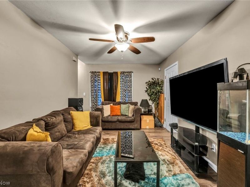 5708 Luther Avenue, Cleveland, OH 44103 Photo 4