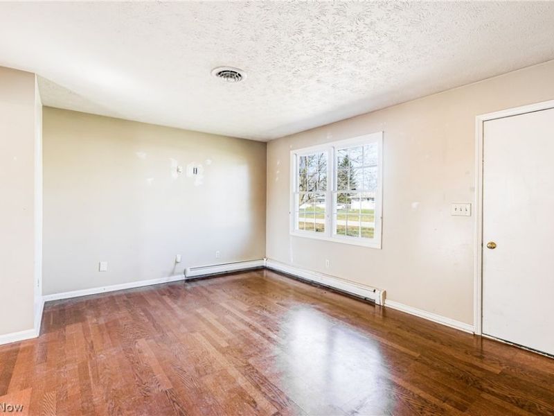 125 Bittersweet Drive, Columbiana, OH 44408 Photo 3