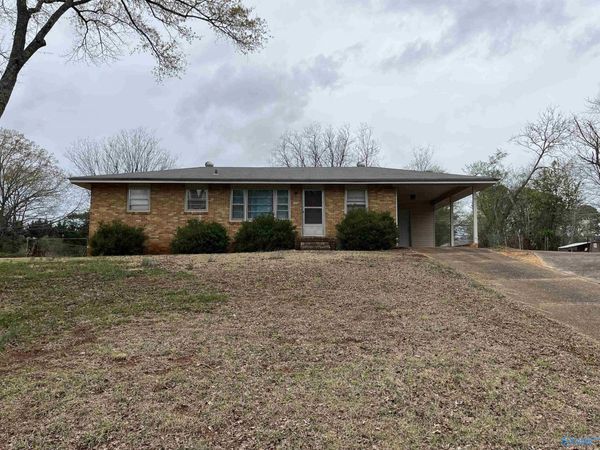 3706 NW Broadmor Road, Huntsville, AL 35810